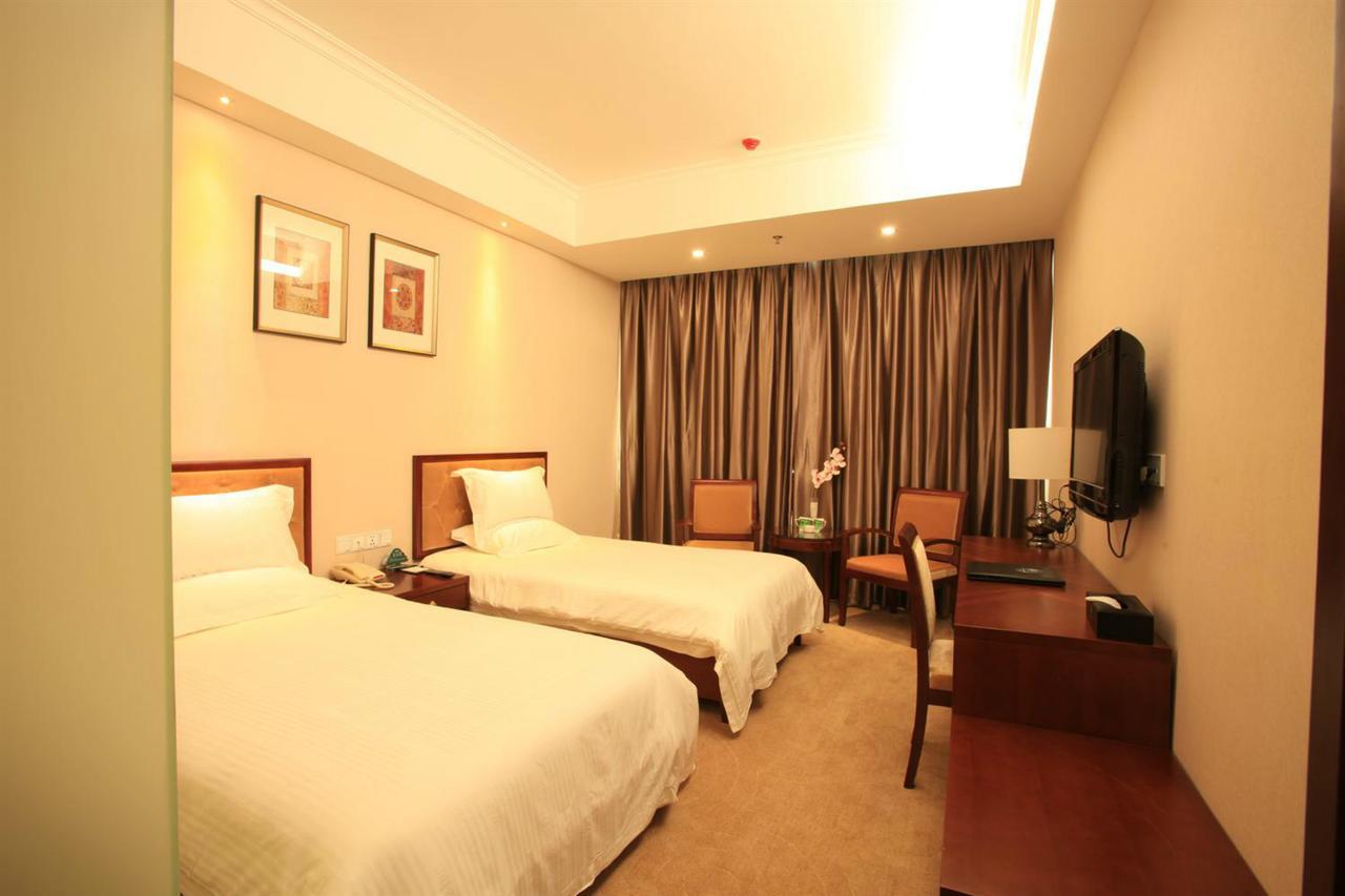 Greentree Inn Shanghai Hongqiao Metro Station Express Hotel Exterior foto